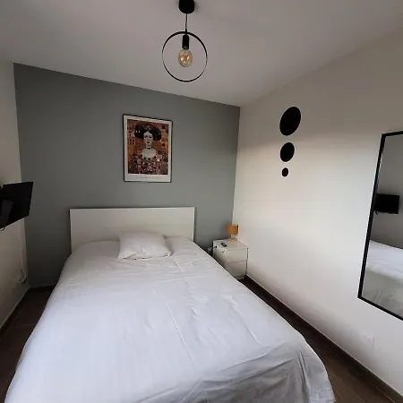12 Pers-perfect Location Eurexpo, Stade Ol Holiday home Tignieu-Jameyzieu