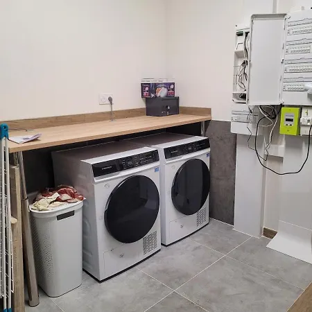 12 Pers-perfect Location Eurexpo, Stade Ol Holiday home