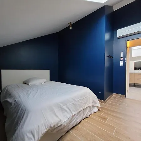 12 Pers-perfect Location Eurexpo, Stade Ol Holiday home Tignieu-Jameyzieu